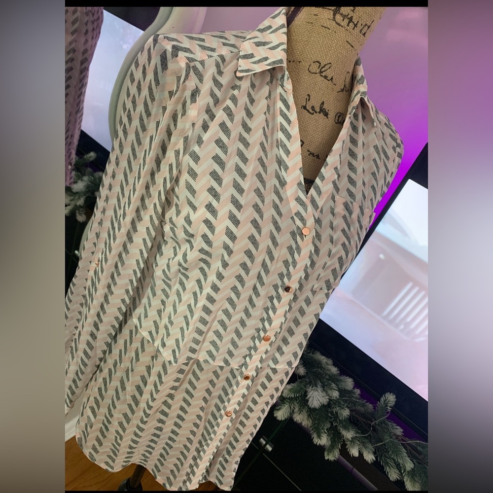 Euc White And Blue Patterned Button-Up Blouse - image 2